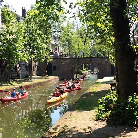 Large Historical Apartment & Canal Terrace ユトレヒト エクステリア 写真
