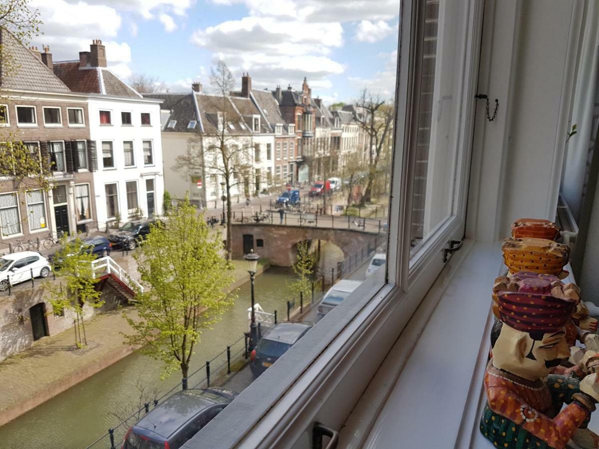 Large Historical Apartment & Canal Terrace ユトレヒト エクステリア 写真