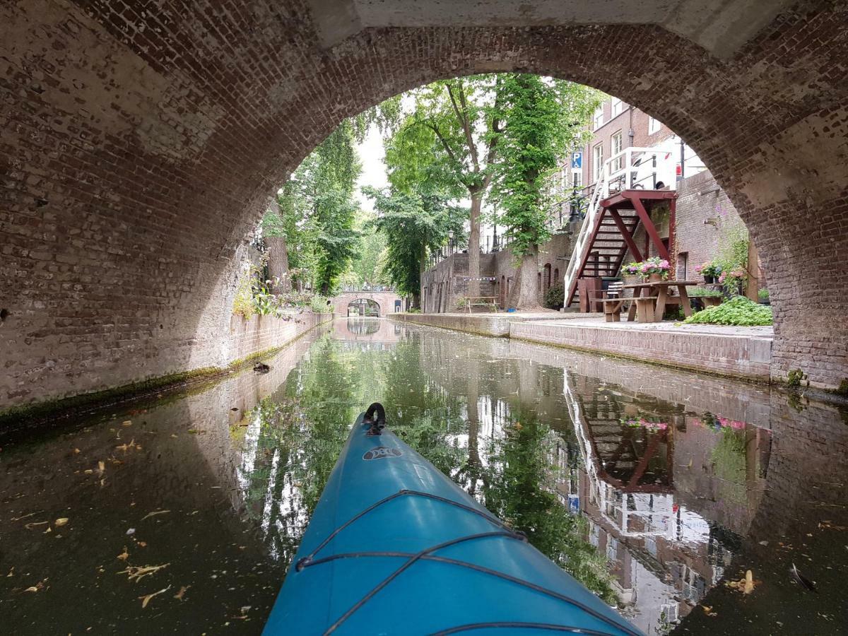 Large Historical Apartment & Canal Terrace ユトレヒト エクステリア 写真